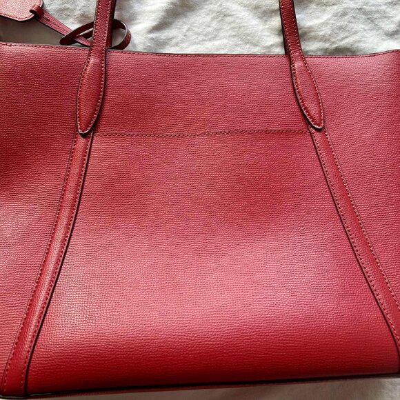 NWOT Kate Spade Red Cara Large Pebbled Leather Zip-Top Tote – US One Size - Picture 4 of 11